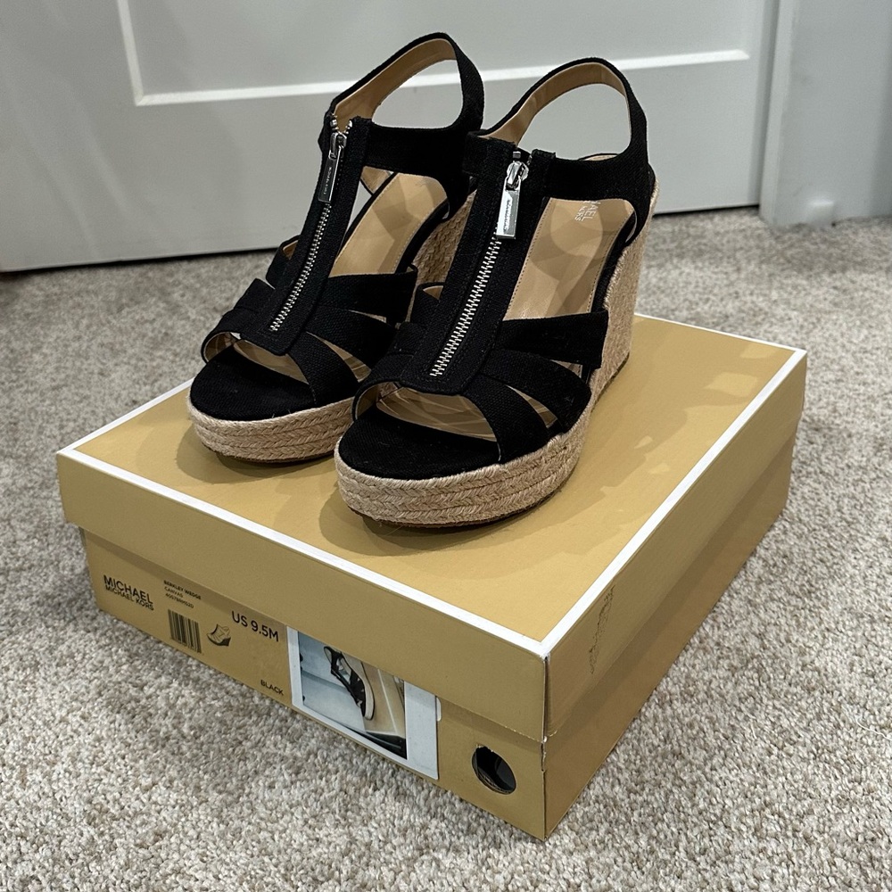 Michael Kors Berkeley Canvas Zipper Espadrille We… - image 7